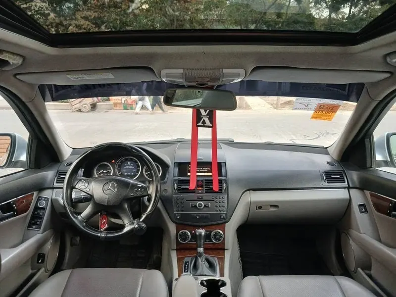 Mercedes-Benz C300 2008, 6 cylinder, automatic (5)