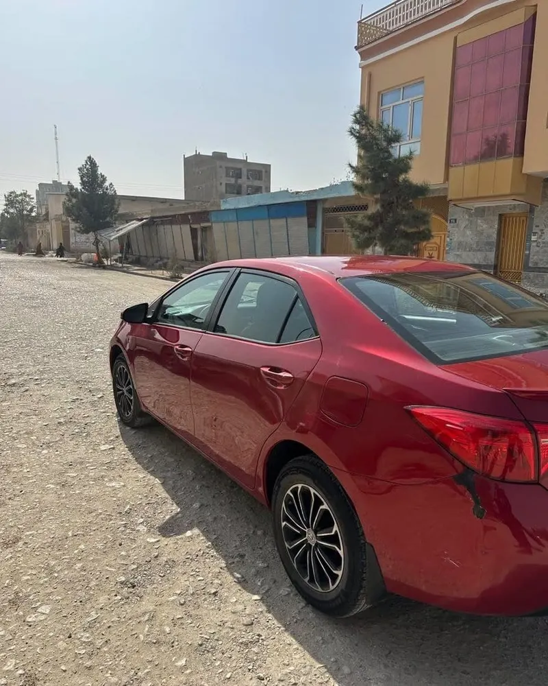 Toyota Corolla 2015 LE, Red (Jigari) (3)