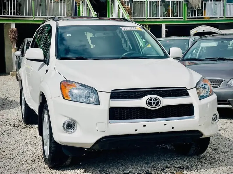 تویوتا RAV4 Sport 2007 چهار حرکتی فول آپشن (1)