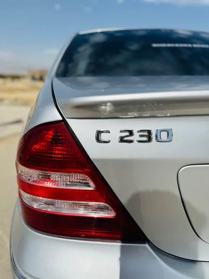Mercedes-Benz C230 Kompressor 2005 Silver (7)