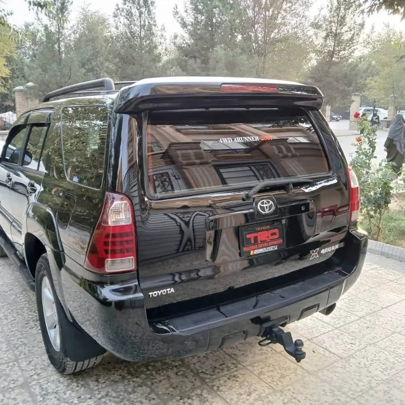 Toyota 4Runner 2007 Sport, 4WD, Clean Documents, No Accident (4)