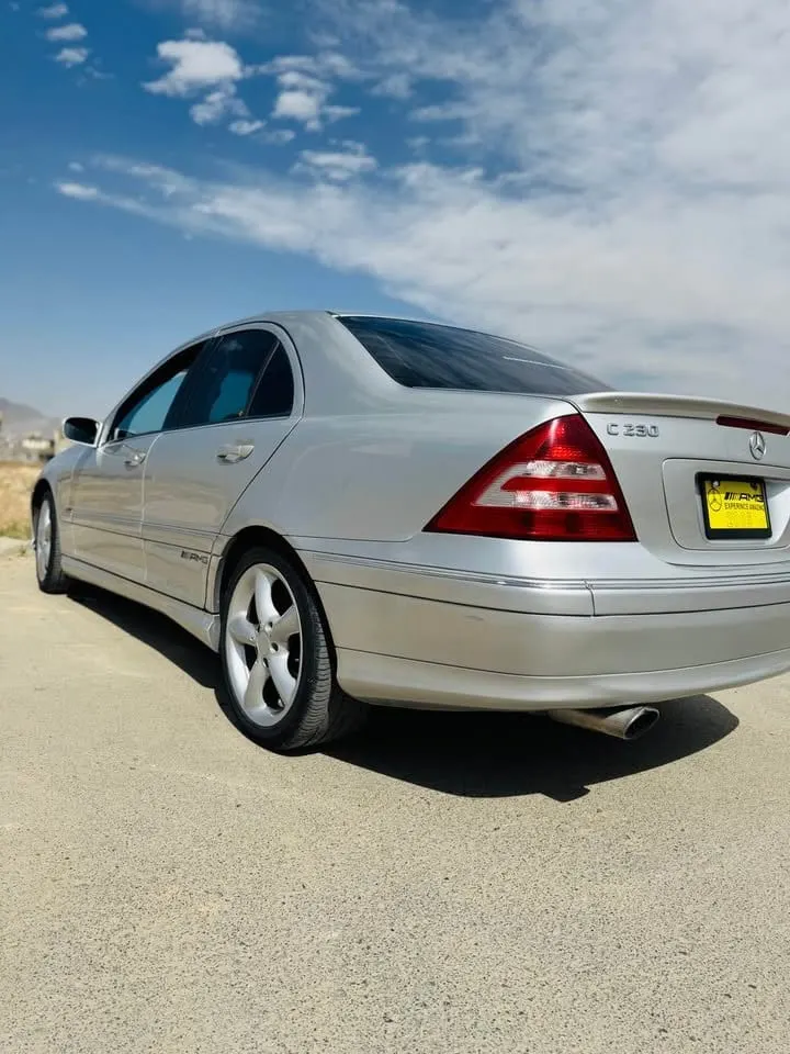 Mercedes-Benz C230 Kompressor 2005 Silver (3)