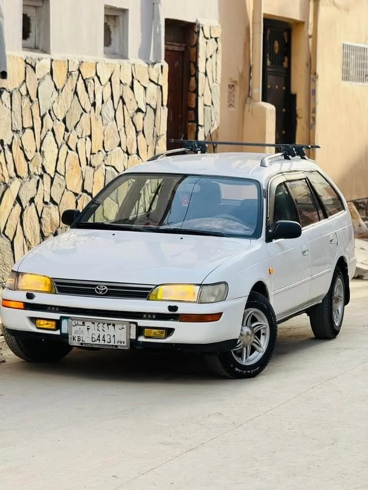 Toyota German Station Wagon 1996, Manual Gearbox (5)