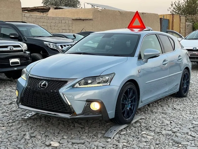 Lexus CT200h F Sport 2014, 2018 Shape (2)