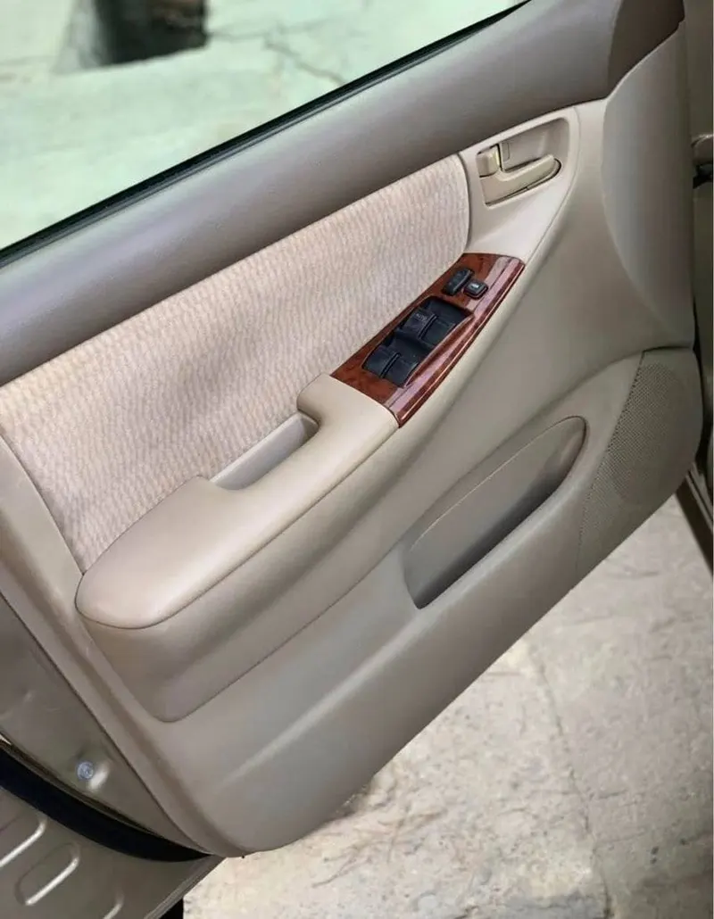 Toyota Corolla LE 2007 - 7800 USD (2)