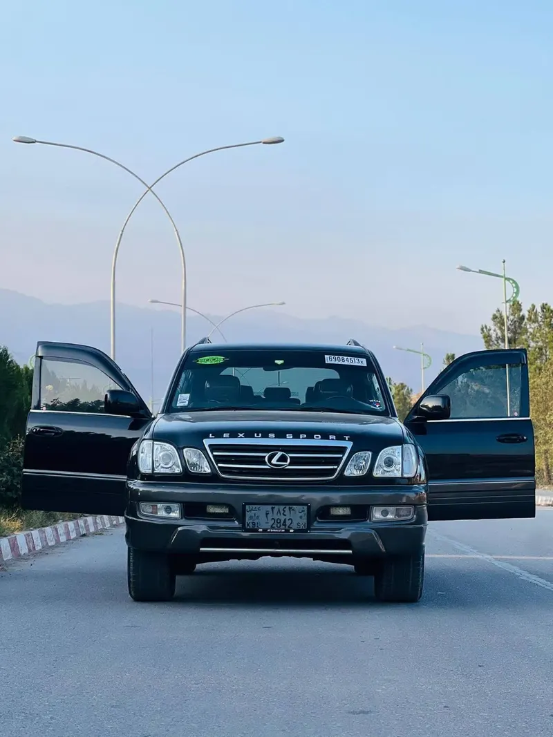 لکسس LX۴۷۰ مودل ۲۰۰۵ سیاه، اتومات، پطرولی (8)