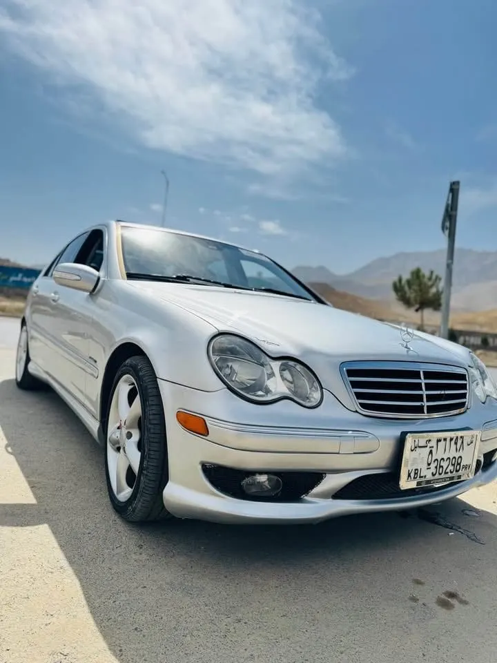 Mercedes-Benz C230 Kompressor 2005 Silver (2)