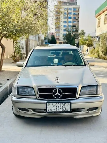 Mercedes-Benz C230 1997 Golden Full Option (1)
