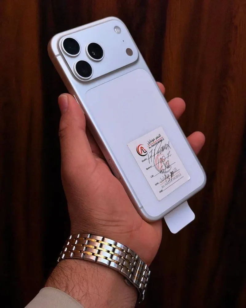 iPhone 17 Pro Max 512GB used (1)