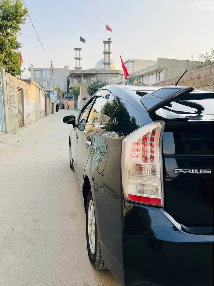 Toyota Prius 2011, Black, American (3)