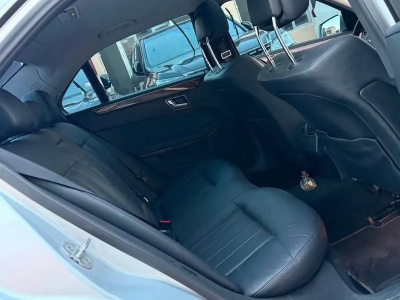 Mercedes-Benz E300 2011, 6 cylinder, imported (7)
