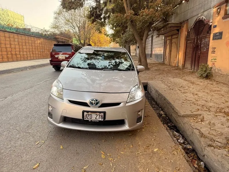 Toyota Prius Silver 2010, Imported, No Accident (1)