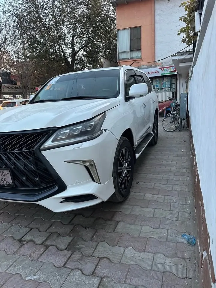 Lexus LX570 American 2009, 2020 Body Kit, White (6)