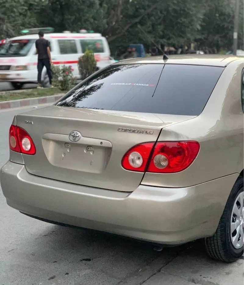 Toyota Corolla American 2007 LE Automatic Silver (4)