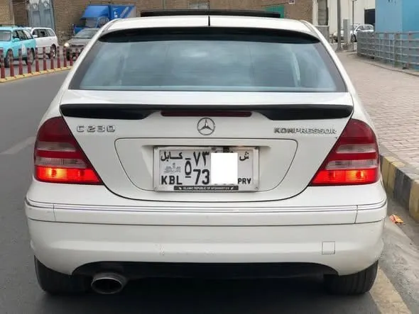 مرسیدس بنز سي ۲۳۰ کمپروسور ۲۰۰۵ سپين (2)