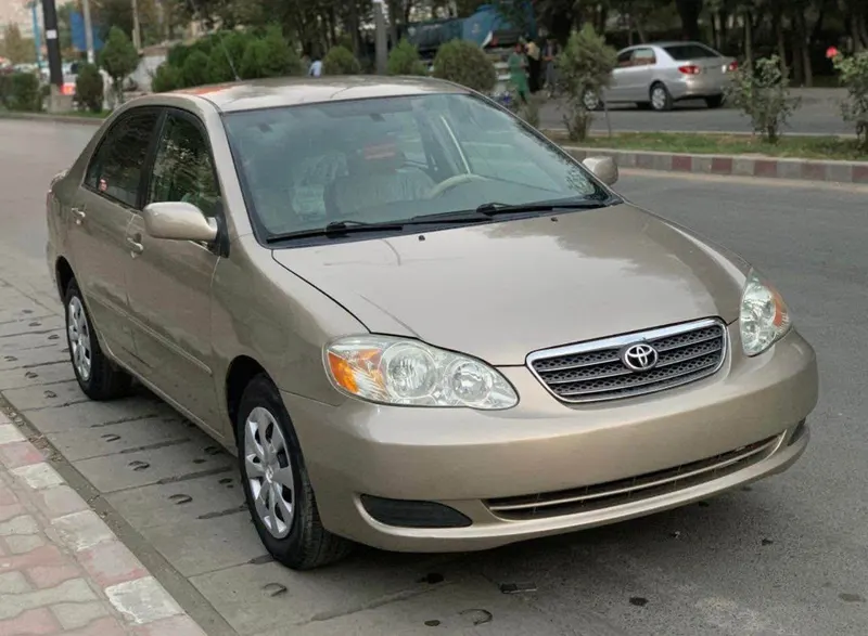 Toyota Corolla American 2007 LE Automatic Silver (2)