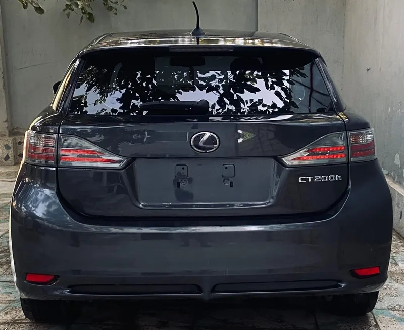 Lexus CT200h 2011 hybrid (4)