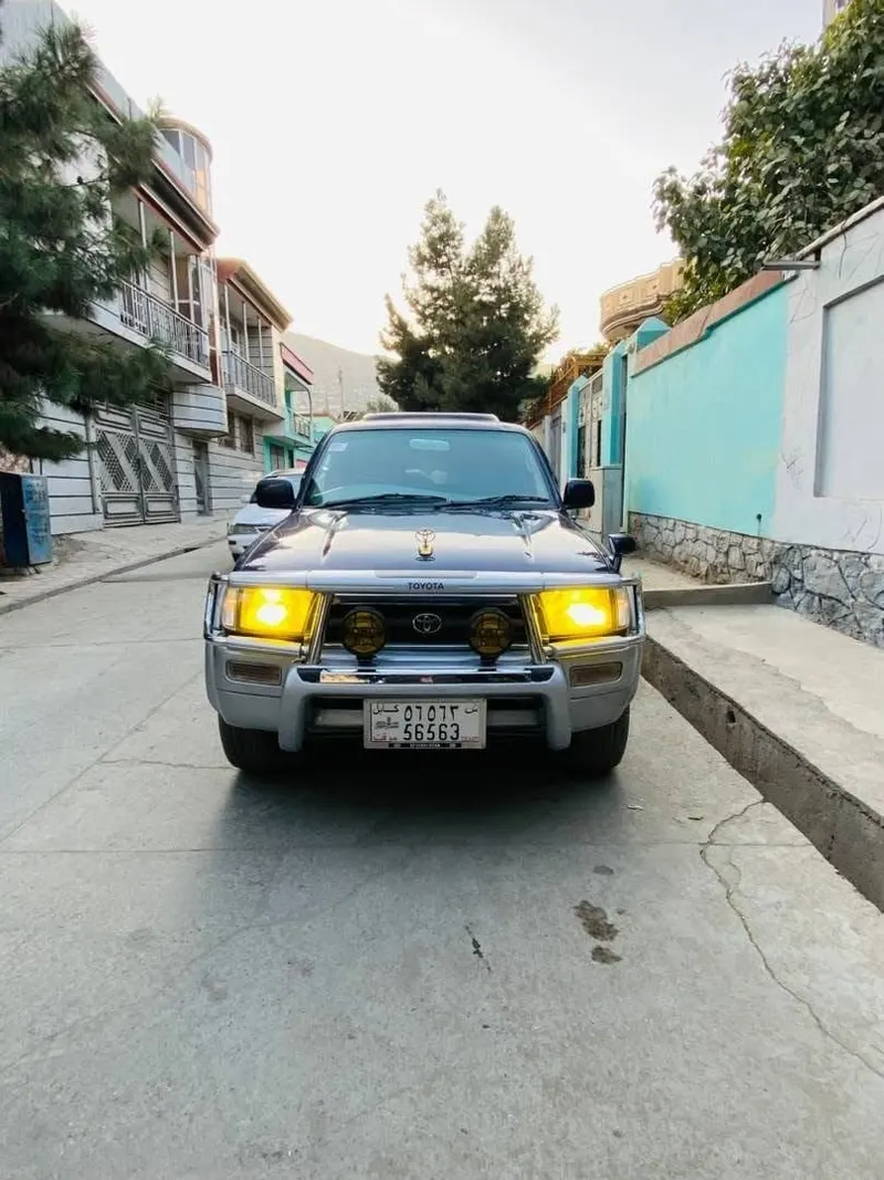 Toyota Hilux Surf 1996 SUV, Japanese, Automatic (1)