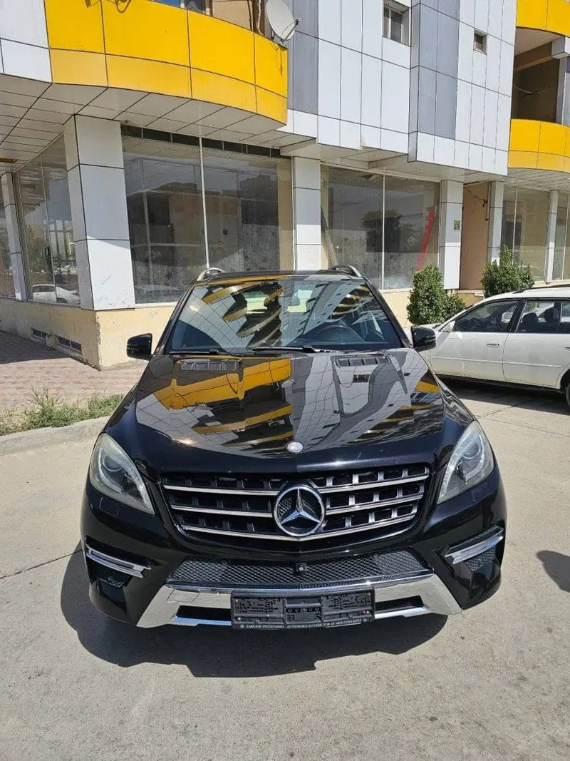 Mercedes-Benz ML 400 2015, Black, Automatic, Full Option (5)