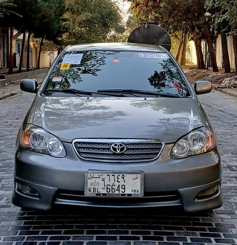 Toyota Corolla 2005, fully equipped, grey (2)