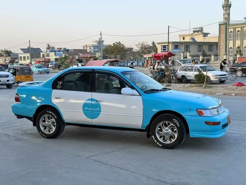 Toyota Corolla Canadian City Taxi 1997, Gas and Petrol Active (6)