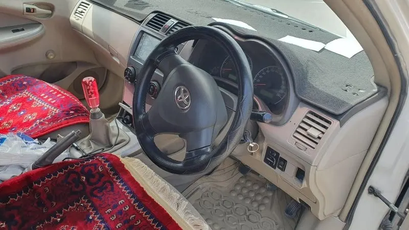 Toyota Corolla 2010, white, low consumption (6)