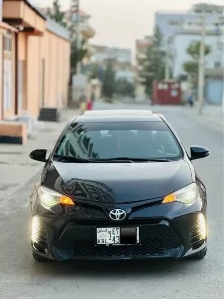 Toyota Corolla 2016 S Full Option, Sunroof, 56k km, Clean Documents (3)