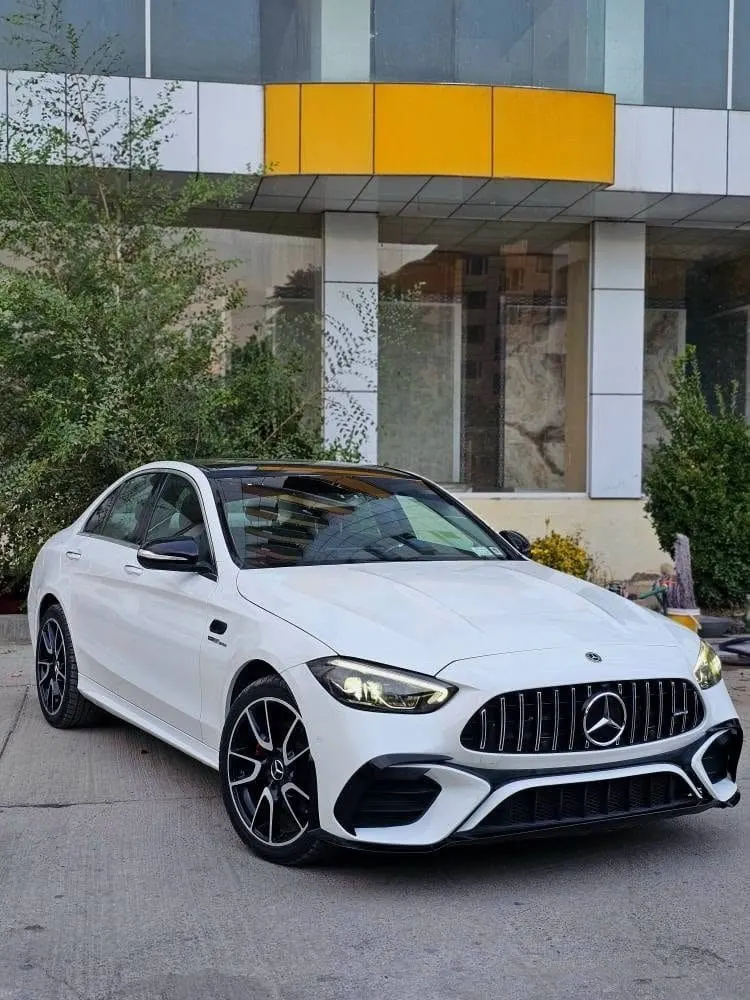 Mercedes-Benz C300 2015 white automatic (3)