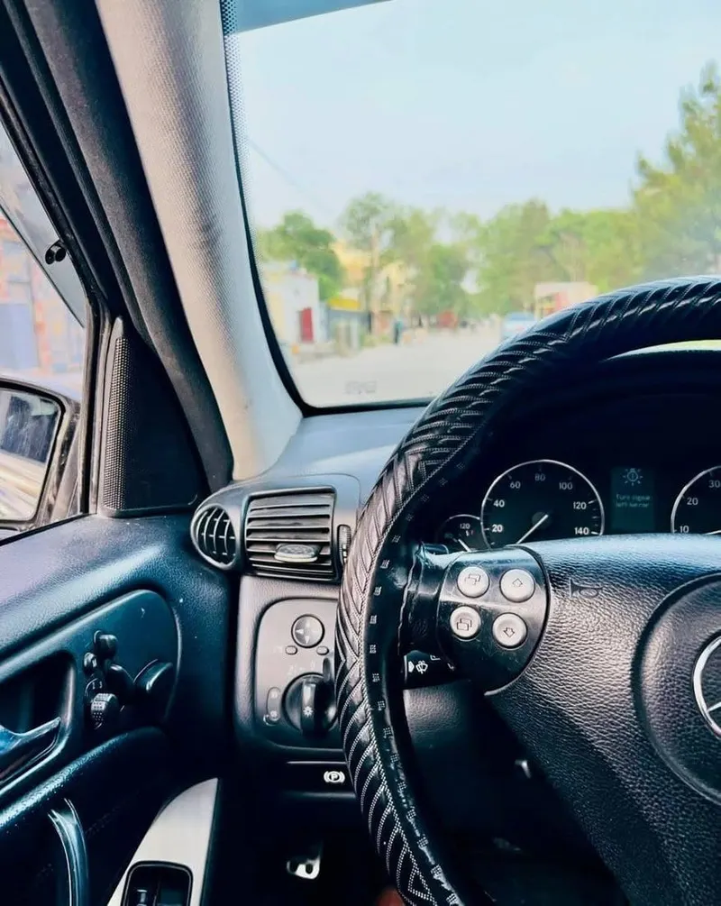 Mercedes-Benz C230 2005, Automatic, Kabul (4)