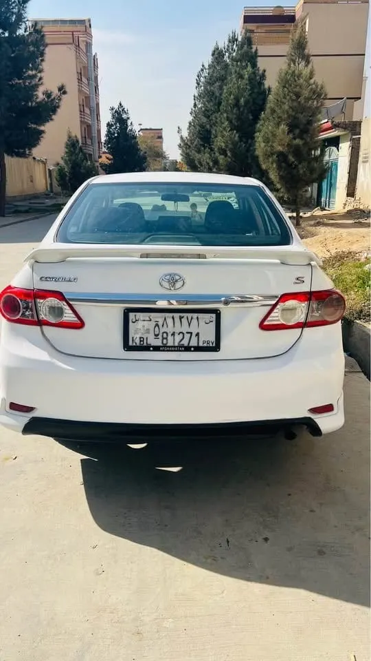 Toyota Corolla S 2011, White, Automatic (3)