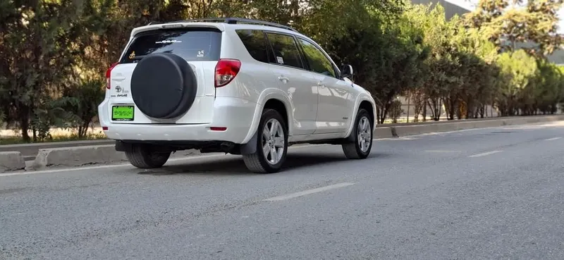 Toyota RAV4 2007, white, 6-cylinder, Sport (5)