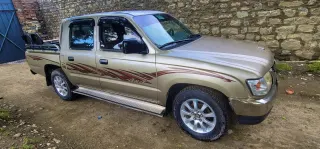 Toyota Hilux 2003 Model