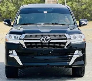 Powerful 2010 Land Cruiser VXR