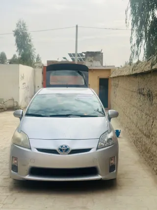 TOYOTA PRIUS 2010