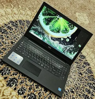 Laptop DELL 500 GB