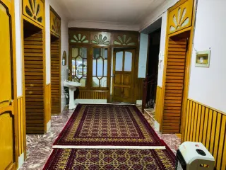 House Floor For Rent