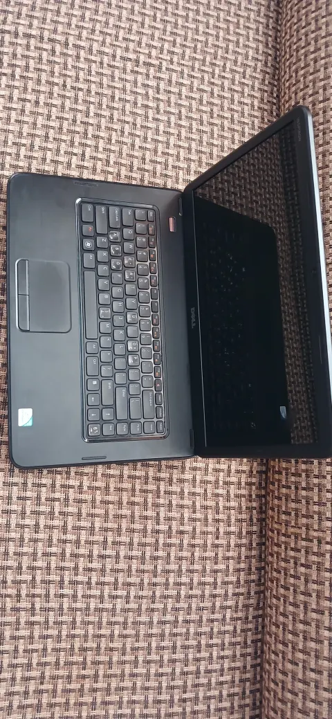 DELL Intel pentium laptop