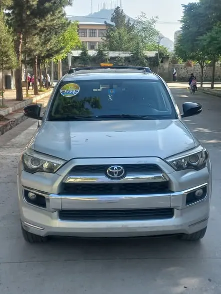 Toyota 4 Runner 2012
