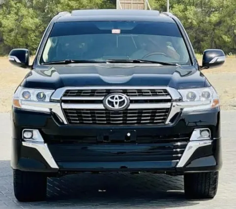 Powerful 2010 Land Cruiser VXR