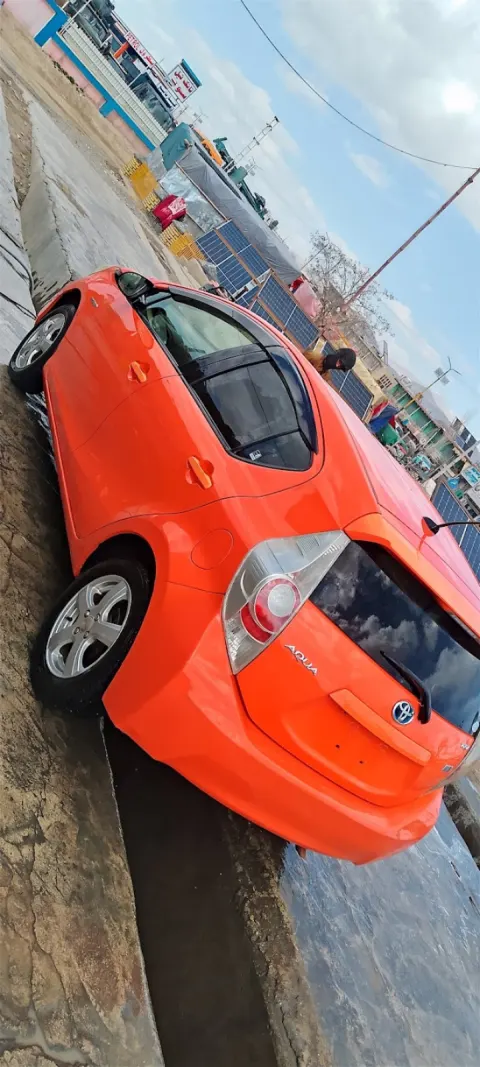 Toyota Aqua 2013