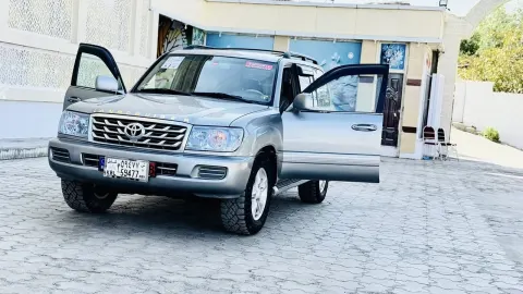 Toyota Land Cruiser 2000