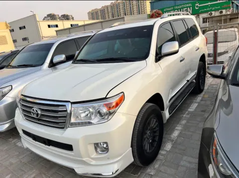 Toyota Land Cruiser 2011