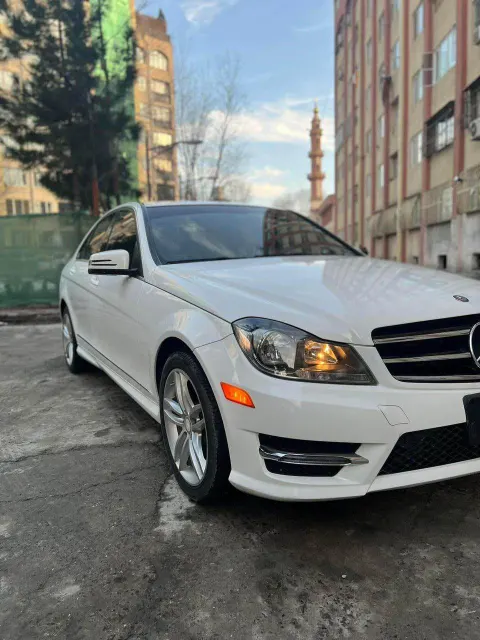 Mercedez Benz 2014