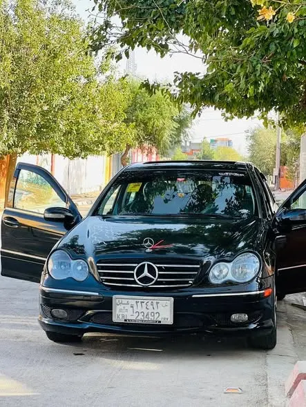 Mercedez Benz 2005
