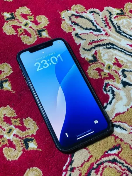 iPhone 11