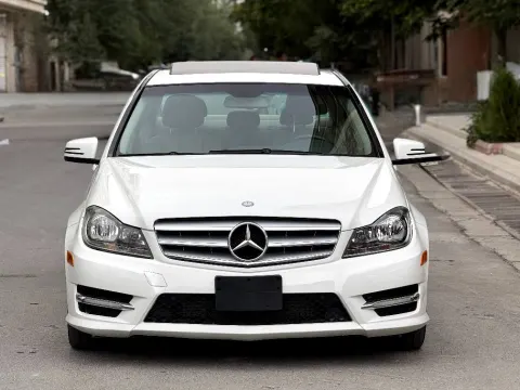 Mercedes-Benz 2012