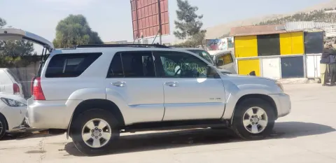 Toyota fournner 2006