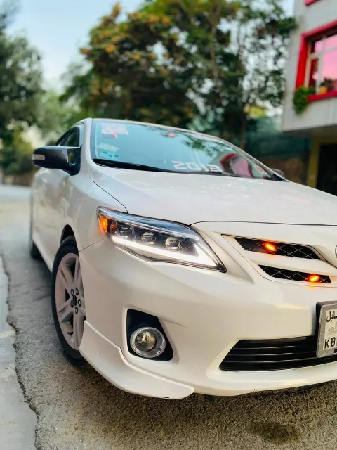 Toyota Corolla S 2013