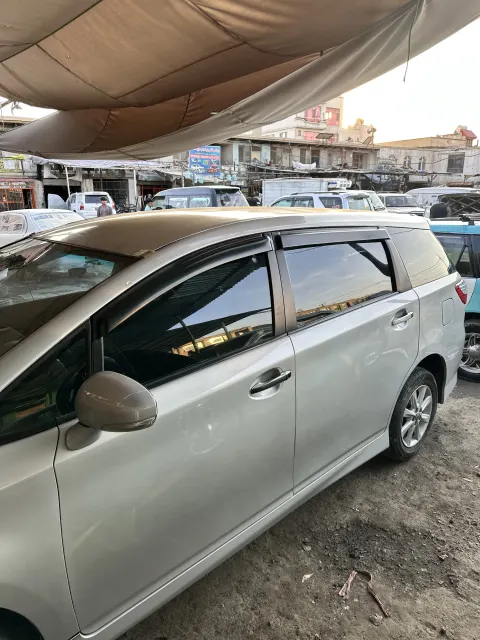 Toyota Wish 2011-2013