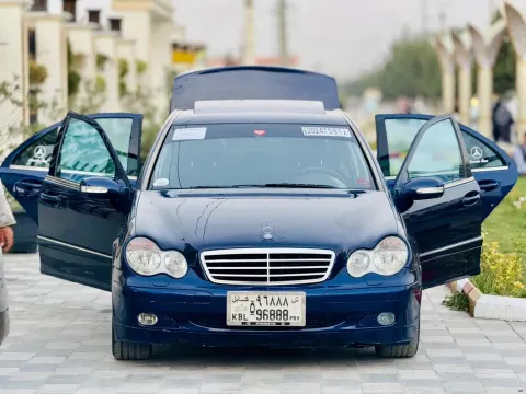 Mercedez Benz 2005